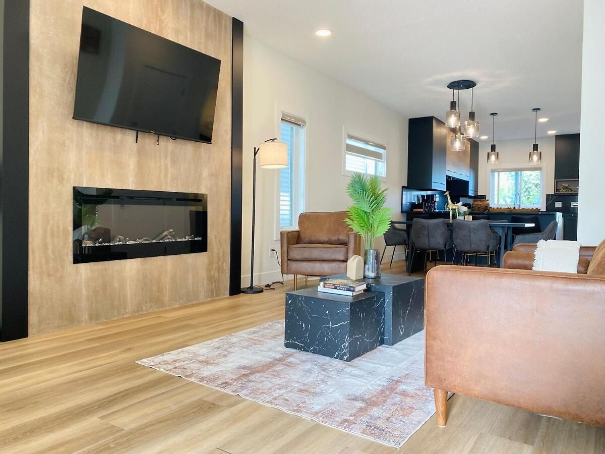 The 153 Street Infill — custom home by Nexity Homes, photo 3